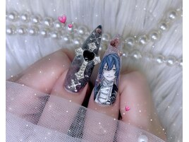 痛ネイル ロングネイル 推し
