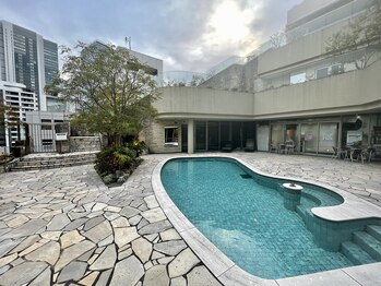 ベルゼ 渋谷店(BELZE)/インスタ映えする外観♪