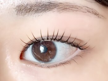 ルミエール 西宮北口店(Lumiere)の写真/まつ毛の状態を見て一重、奥二重の方にも似合うデザインを提案♪［まつ毛パーマ¥3500/マツエク120本¥4000］