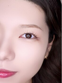 アクト アイラッシュ 仙台店(ACT eyelash)の写真/【長持ちする目元×ナチュラルアイ】使用するもの全ての質にこだわりあり★経験豊富なスタッフが常駐◎