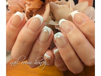 ハニー(honey)/フレンチネイル♪