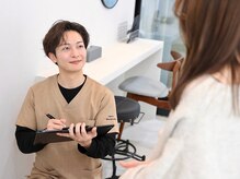 ★お顔のプロによる丁寧なカウンセリング→多くの症例を元に理想のお顔をシュミレーション&歪み診断★