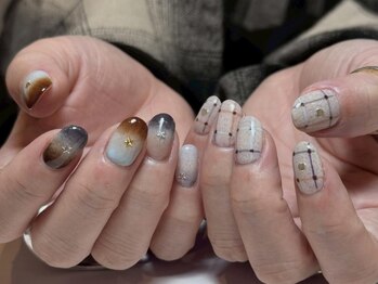 ニュアンスアシメネイル