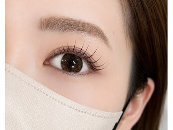 リーチェ ビューティアンドネイルサロン 大名店(Beauty&Nail Salon)の写真/美眉スタイリングで第一印象UP♪アイブロウスタイリング￥3900。美眉のプロが一人一人にあった眉毛をご提案