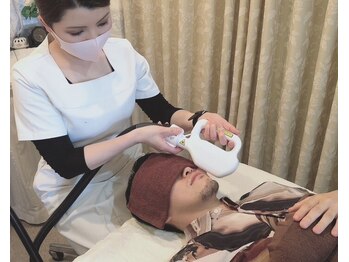 シフォン(Chiffon)の写真/【完全個室】敏感肌もOK◎ジェル不要のストレスフリー脱毛♪専用の鎮静&保湿ケアでしっとり潤い肌へ★