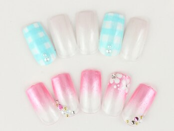 ライトネイルズ イバラキ(light nails IBARAKI)/ふんわりお姫様ネイル♪