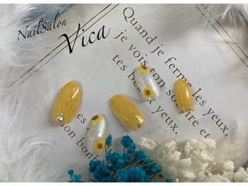 ヴィカ(Vica)/ひまわり夏ネイル♪