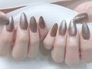 Brown nail