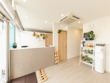 カラダ-メンテナンス整骨院の雰囲気（待合室の様子です。）