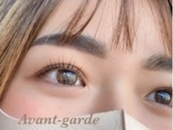 アバンギャルド(Avantgarde)の写真/【仕上がり・モチの良さも口コミ高評価★】歴20年以上の熟練オーナーがまつげの状態を見極めて1本1本施術◎