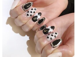 イニシャルネイル