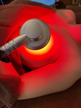 カルマーアンドビー(Calmer & Be.)の写真/お顔だけじゃない！全身の黒ずみをクリアにする韓国式メラニンケア◎