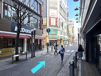 ベリーラッシュ 千葉駅前店(VeryLash)/道案内4　　【しばらく直進】