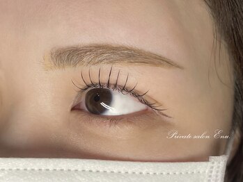 エヌ(Enu.)/フラットラッシュブラウン100本