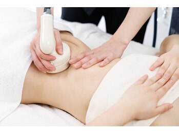 コリアンビューティーサロンリー(Lee)/ハイパーシェイプでお腹引き締め