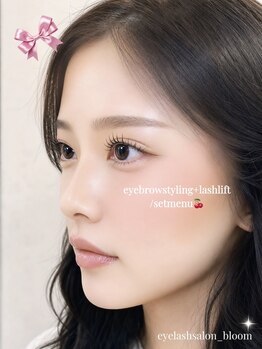 Eyelashsalon Bloom_by M-crystalの写真/【お顔の黄金比を整える】次世代ラッシュリフト×骨格に合わせる美眉スタイリングWAXで劇的垢抜け目元へ*