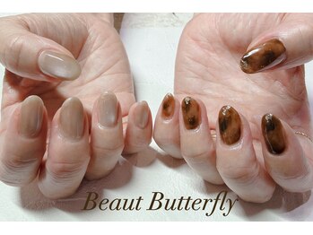 ネイルサロンスクール ビュートバタフライ 町田店(BEAUT BUTTERFLY)の写真/シンプルながらも上品で華やかな仕上がりに。相模大野・町田エリアで長く愛されている正統派の老舗サロン♪