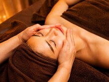 オージーサロン(OG Salon)の雰囲気（アロマの香りで癒されながら極上のリンパマッサージ）