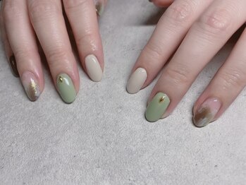 ラドール(La Dhole)/塗りかけネイル