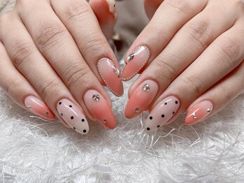 レアネイル 新宿(le'a nail)/ドットネイル