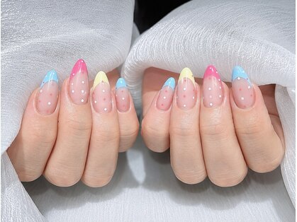グローネイルズ(Glow Nails)の写真