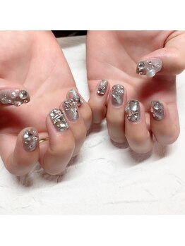 リノン(Linon)/ゴージャスネイル♪