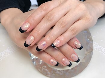 ビューティーバー サピ(Beauty Bar Sapi)/黒フレンチネイル