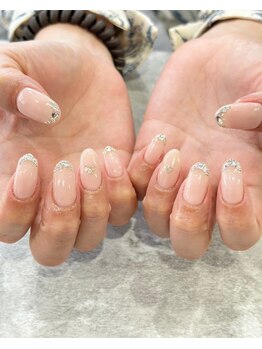 リンネ(Rinne)/シンプルキラキラネイル