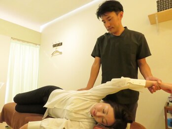 あつみ鍼灸治療院の写真/【整体×鍼灸で根本から改善】首肩の辛さや頭痛にお悩みの方必見☆デスクワークや家事でお疲れの方にも◎