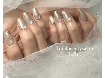 レアンシ(ReAnc)/マグ×先端ラメで上品ネイル