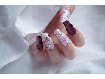 ネイル フライガール(nail FLY GIRL)/チューリップとチェックネイル♪