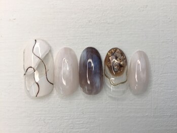 ルリアンネイル(le lien nail)/定額アートコースB