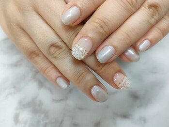 クリスタル(CRYSTAL)/白レースネイル