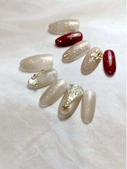 ネイルサロン イズ(NAIL SALON iS)の写真/【2週間の無料保証】一生に一度のブライダルネイルもお任せください!!21時迄営業!