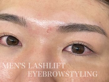 ファミーユ タカサキ(Fameu TAKASAKI)/メンズまつげパーマ×眉毛