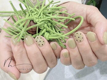 マリイ ネイル(MARY NAIL)/LOEWE marron×pistacchio ◎