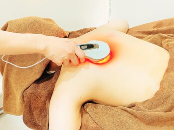 ビューティーアイカム ビューティー愛花夢/背中ケア★フラーレン導入