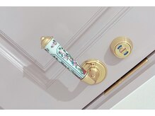 シルミー(CILL3)/ピンクベージュの大人可愛い扉♪