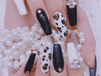 クイーンズネイルサロン(Queen's nail salon)/