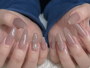 ウタシロイロ/うるつやネイル