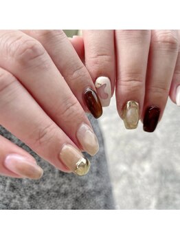 イエロー(Yellow)/