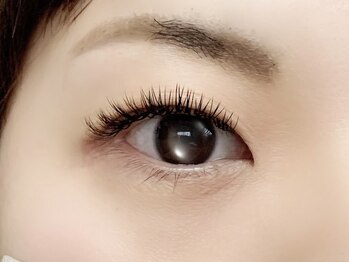 ナナラ(nanala)の写真/《1席private salon*》自然なまつげを叶える大人女性向けサロン。1人1人の魅力を引き出す似合わせ力◎