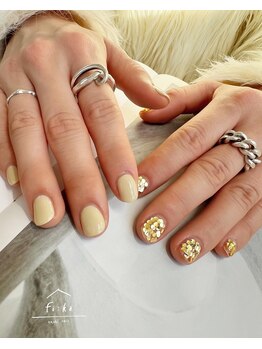 フィーカ(fi:ka)/ホログラムカラー　¥8900