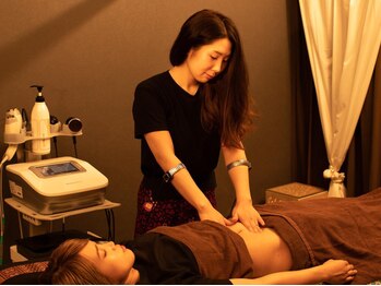 サラ(Sala)の写真/【じっくり自分を労わる時間を◎】本場タイで磨き抜いた熟練の手技×チネイザンで心と体をじっくりケア♪