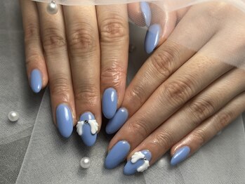 オト(otoの写真/≪写真映えする手元に≫シンプルだけど見惚れちゃう…!!ちゅるんなネイルにワンポイントが映える☆[鈴鹿市]