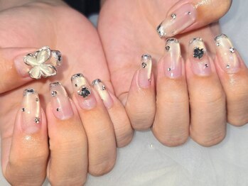ネイルバイピヌ(nail by pinu)/持ち込みデザイン