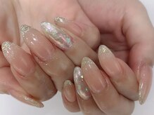 カラーズ(colors.)/フィルム×ラメフレンチ。