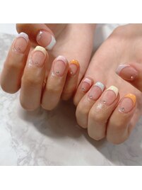 カラフルフレンチネイル