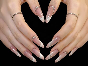 ラッキー(Lucky)/フレンチネイ