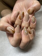 プラス デ ネイル(+ de nail)/ハンド☆つけ放題　9,350円～